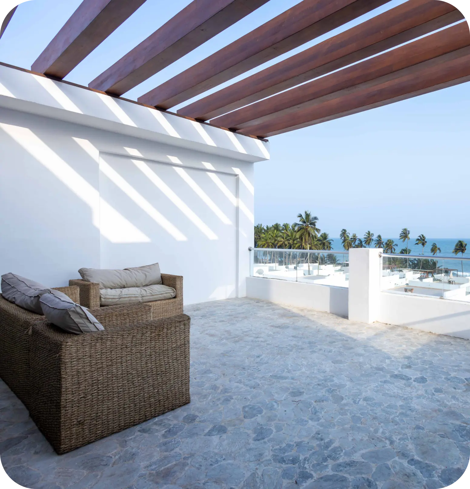 5-bedroom villa outdoor lounge